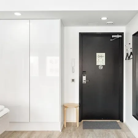 Hiisi Homes Haaga Aparthotel 3*